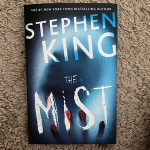 Stephen King Paperback Novel - Blue Cover with Red Accents